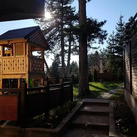 Simic Tara Lodge